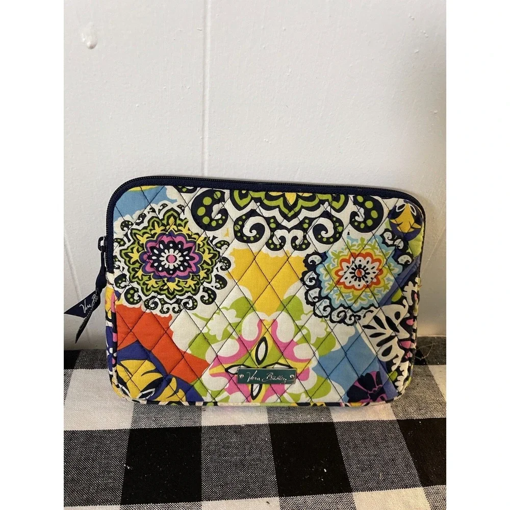 Vera Bradley Bohemian Medallion Quilted Mini Tablet Holder Case 9 x 7 Traveler